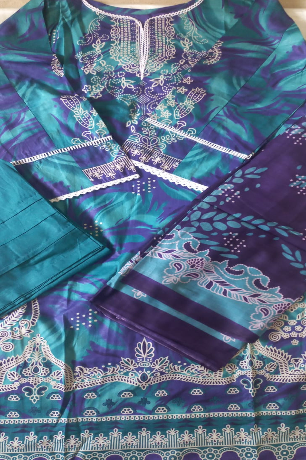 Amira Peacock Suit-Stitched