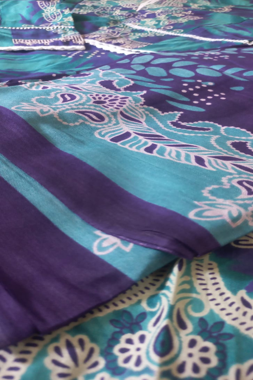 Amira Peacock Suit-Stitched