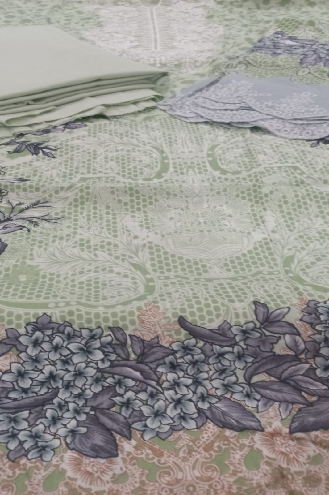 Cosmos Needle Wonder Green Suit-Unstitched