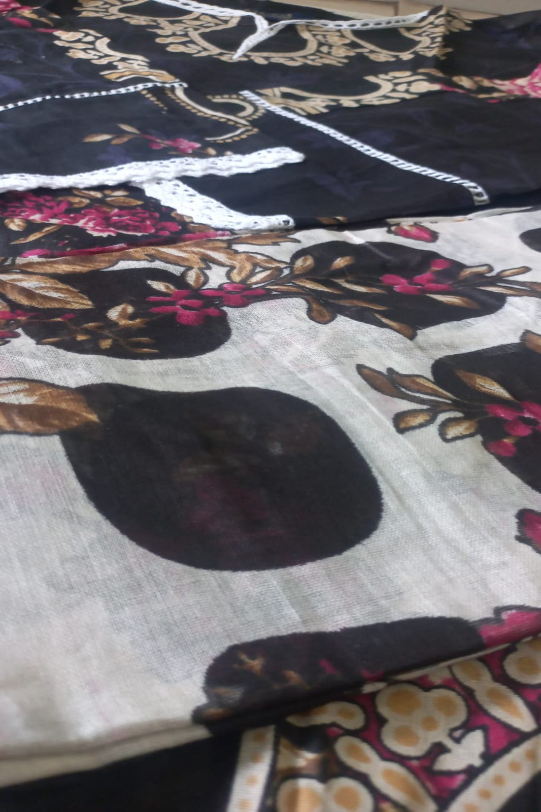 Ghazal Black Suit- Stitched