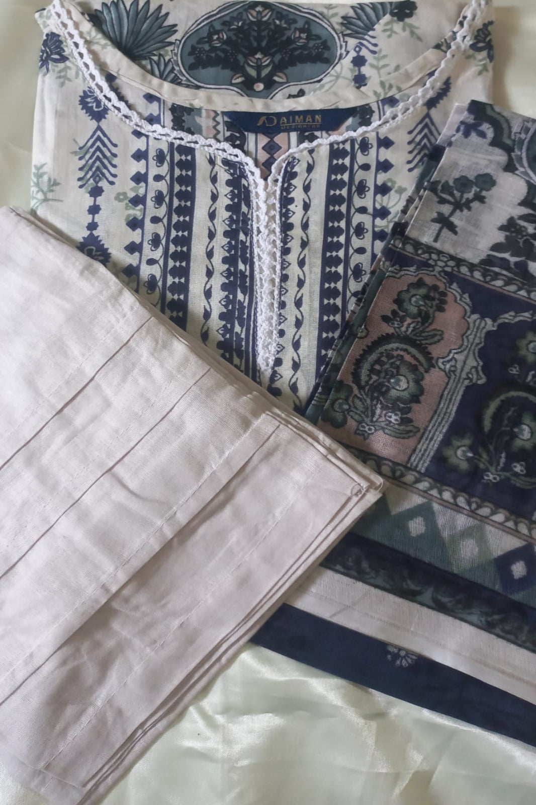 Ghazal Cream Suit- Stitched