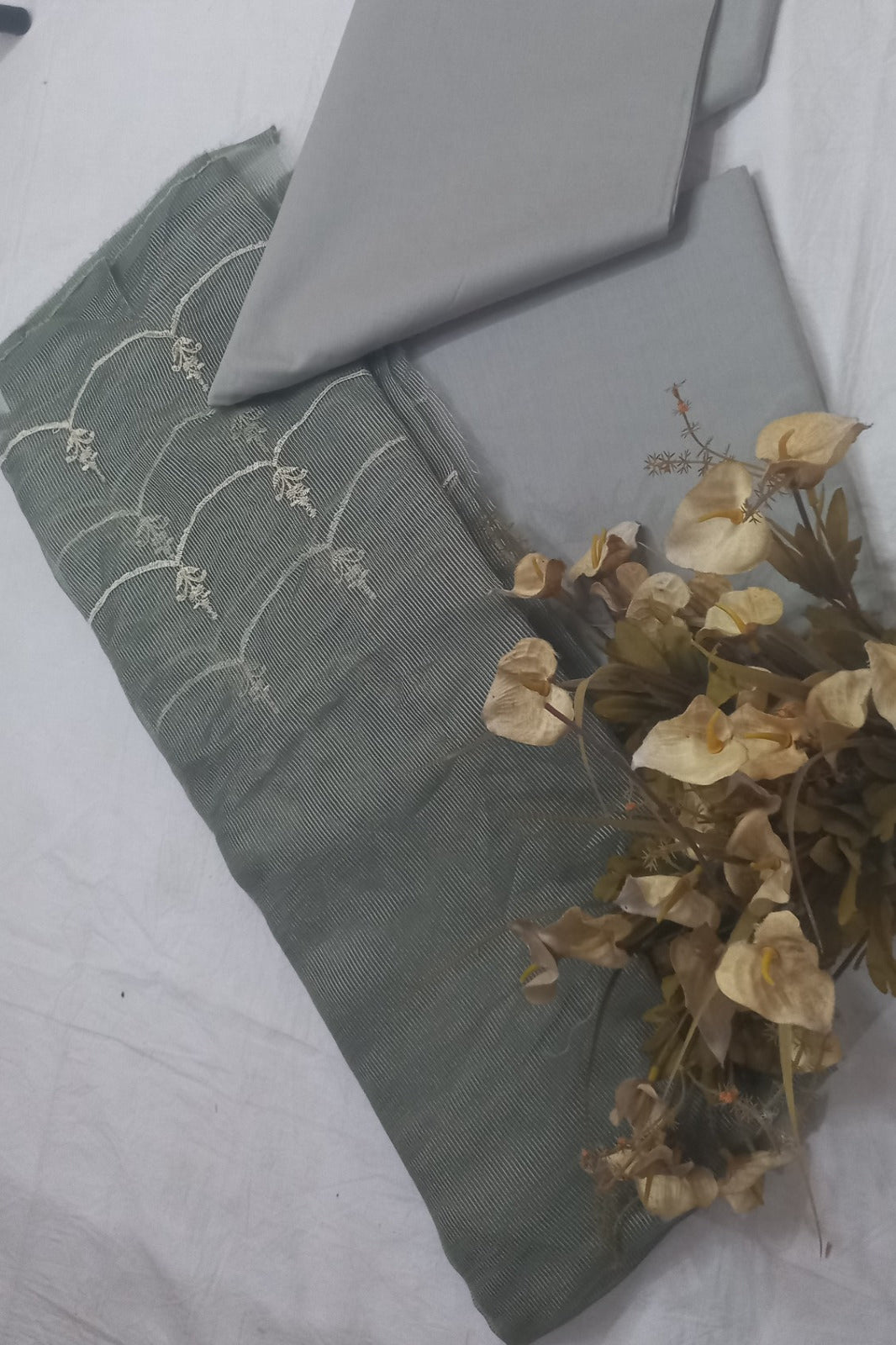 Premium Light Grey Cotton Lawn Festive Suit-Unstiched