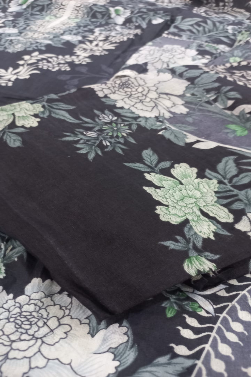 "Ishaal Black Unstitched Suit - Sabina's Designer Hub"

To add the alt text: