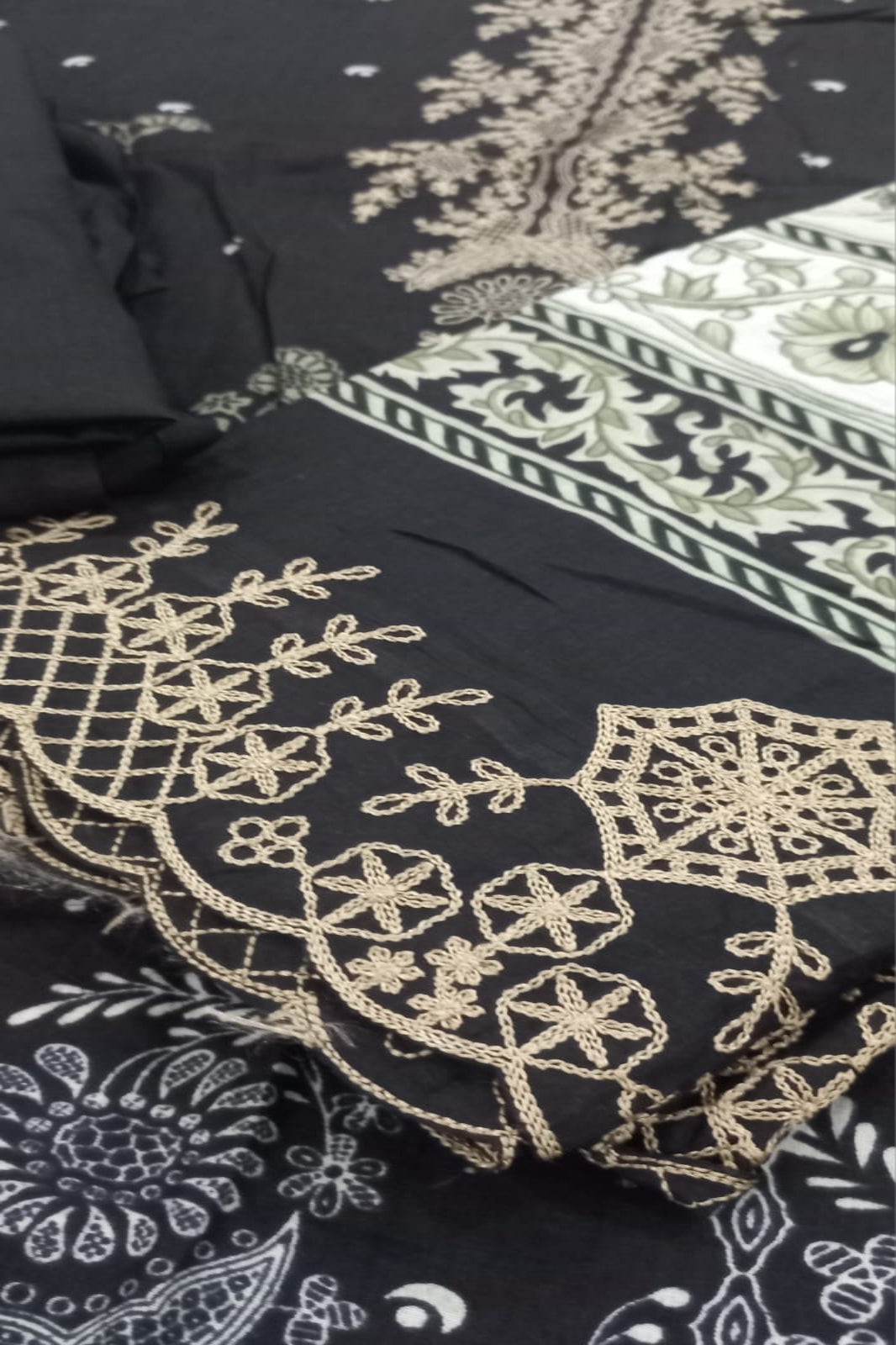 Needle Wonder Black Suit- Unstitched