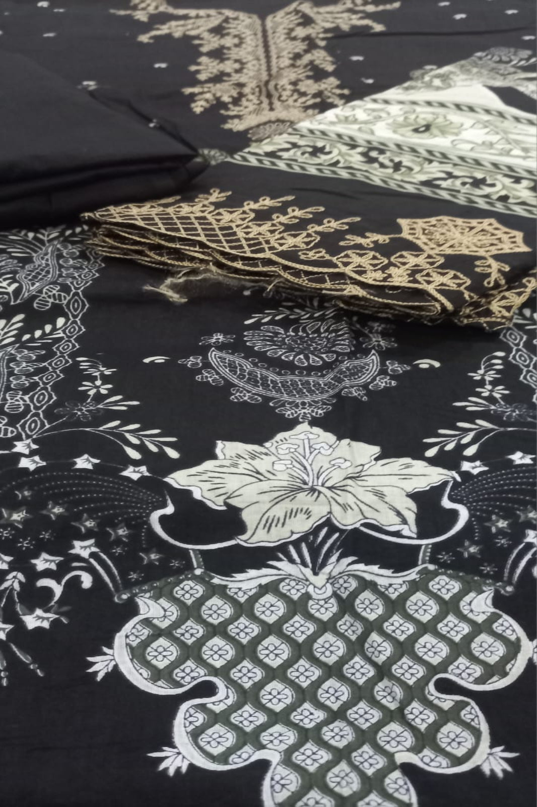 Needle Wonder Black Suit- Unstitched