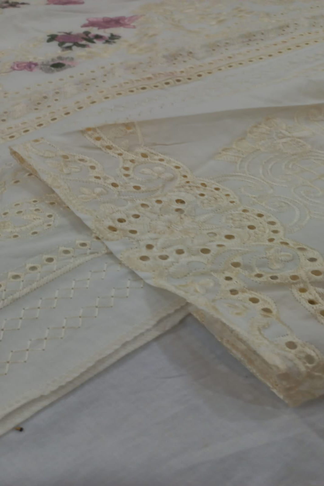 Ombre Off White Suit-Semi-Stitched