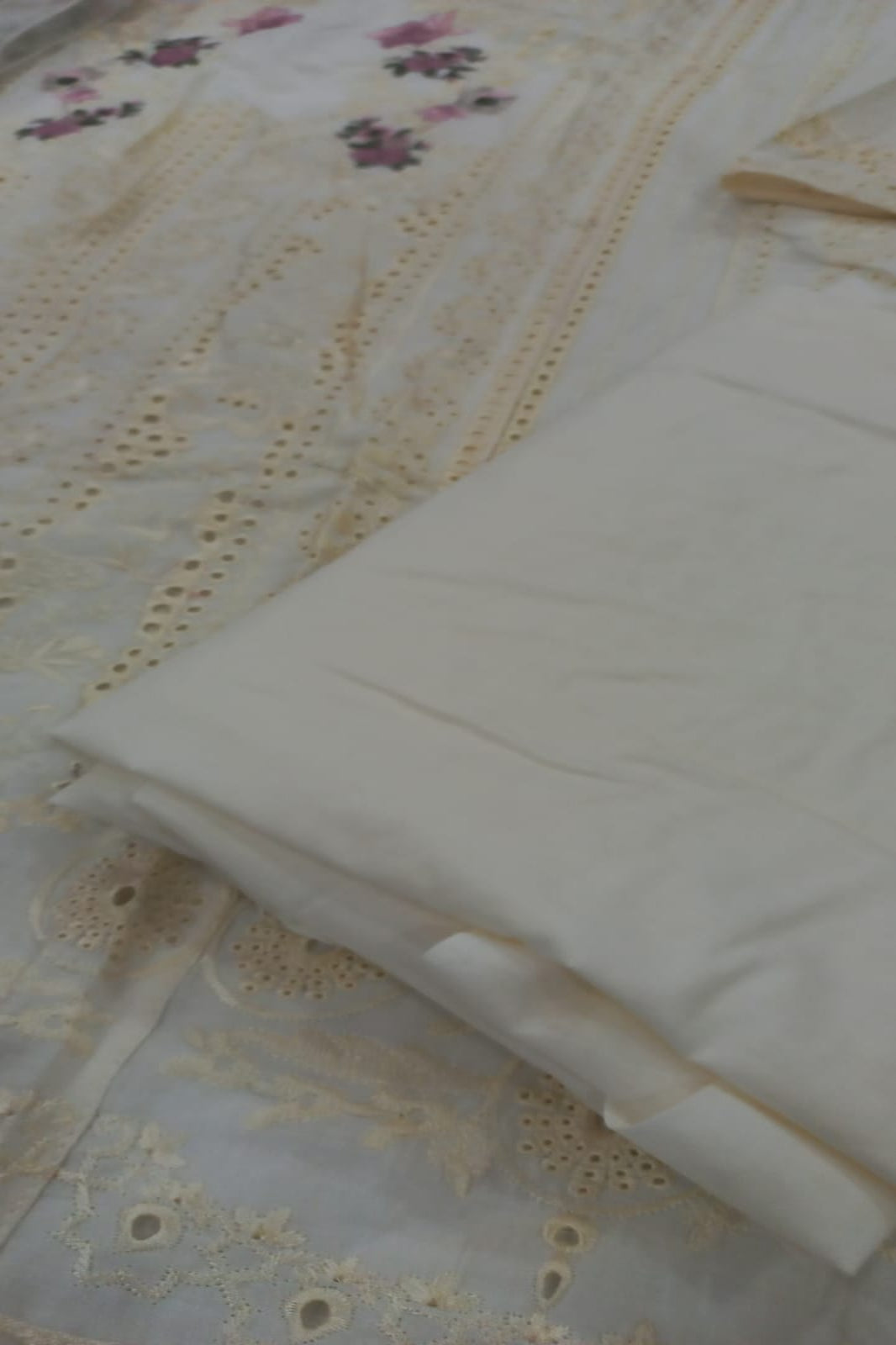 Ombre Off White Suit-Semi-Stitched