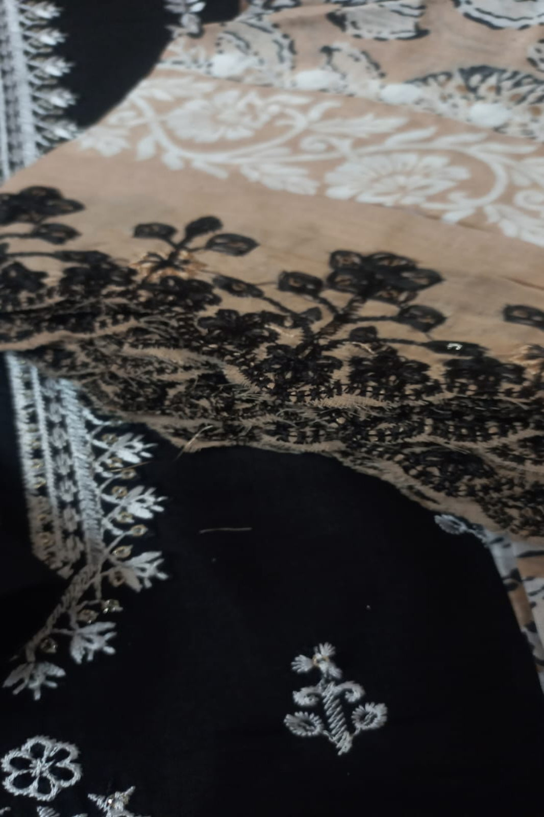 Shree Black White Suit-Unstitched