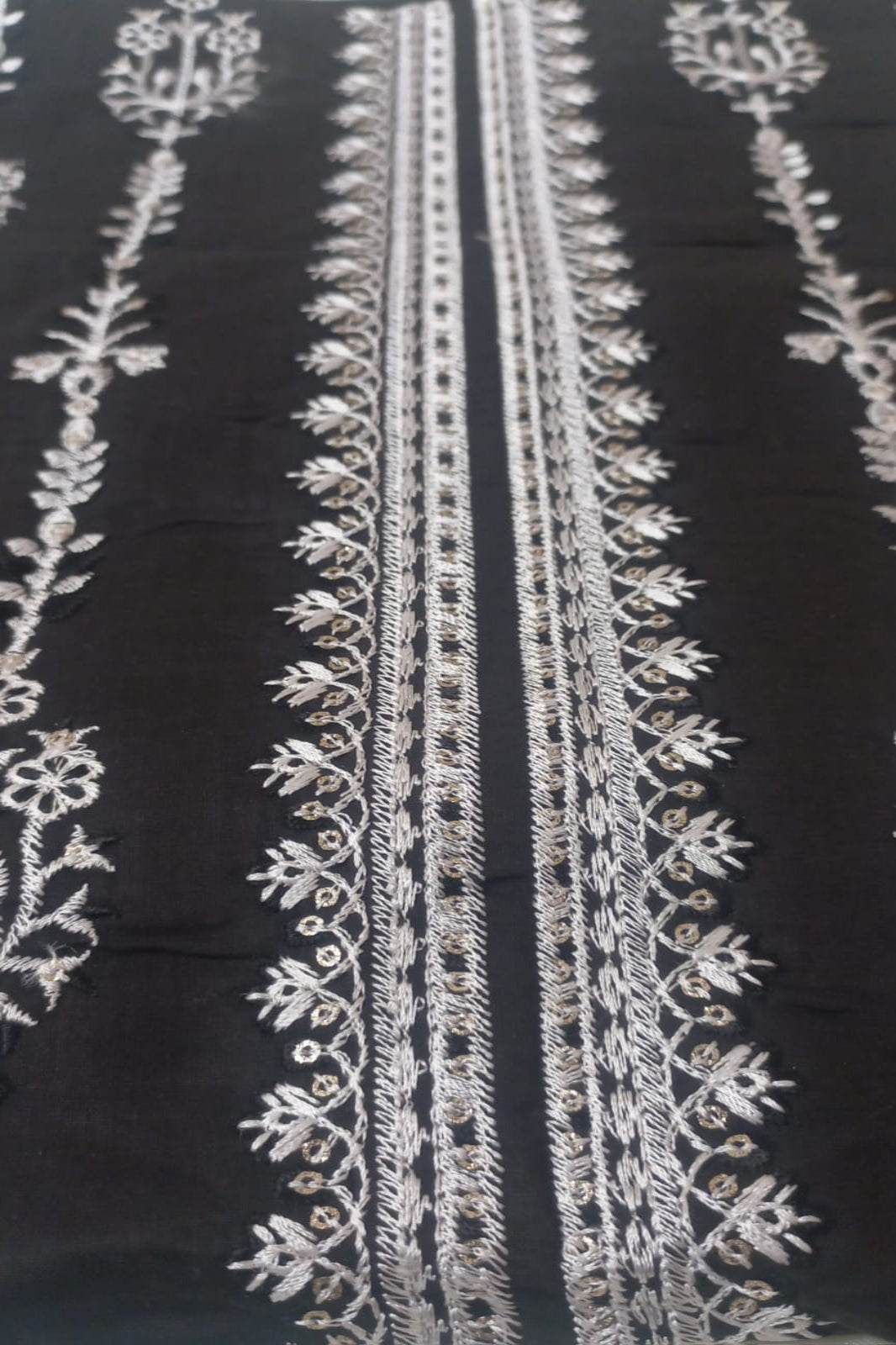Shree Black White Suit-Unstitched